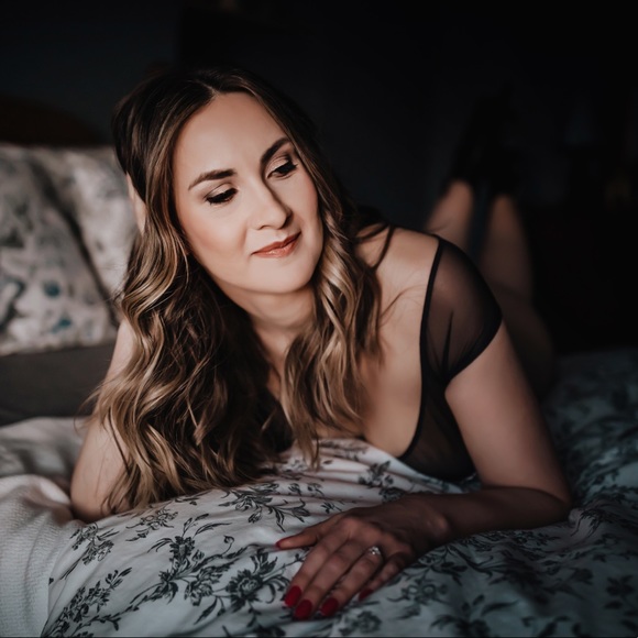 Meet your Posher, Genna - Picture 1 of 1